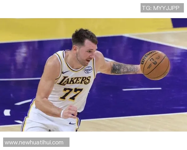 东契奇罚球失误遗憾错过赛季首场50分里夫斯无奈呼喊罚进一个啊