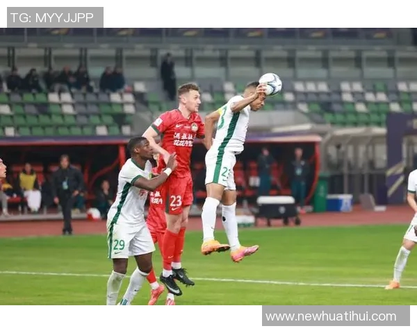 河南球迷热情高涨超21000人齐聚苏州助力足协杯决赛