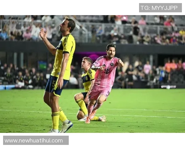 梅西梅开二度锁定胜局纳什维尔门将扑救失误致失球